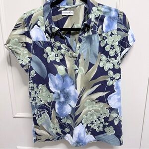 Caribbean Joe Blue and Green Floral Short Sleeve Top